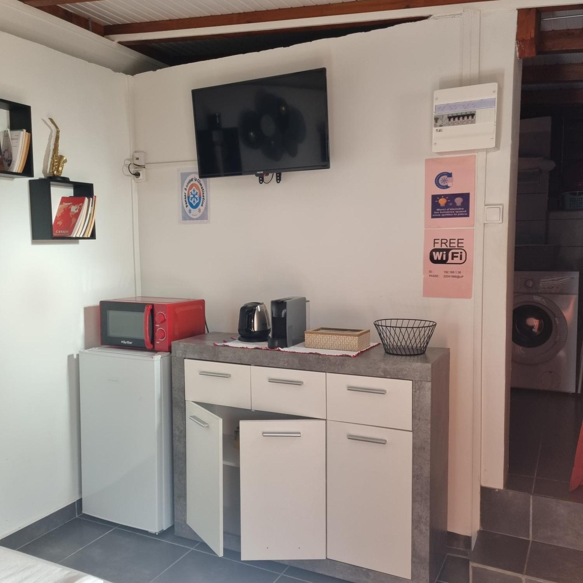 Charmant Studio D'Invite - Baie-Mahault Exterior foto